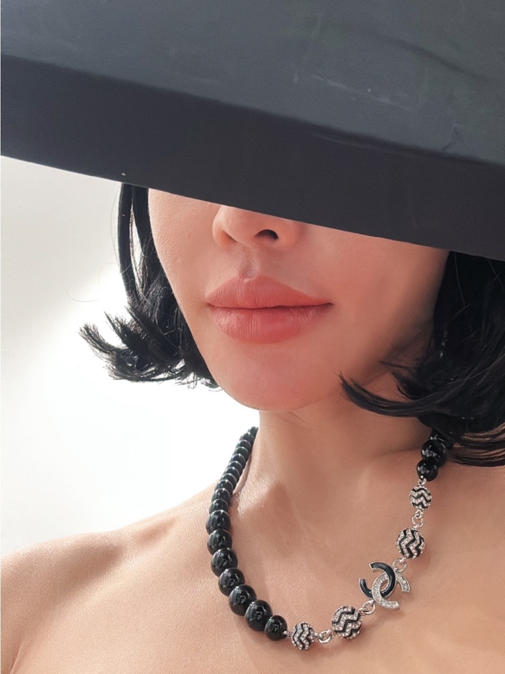 Chanel necklace Black Pearl
